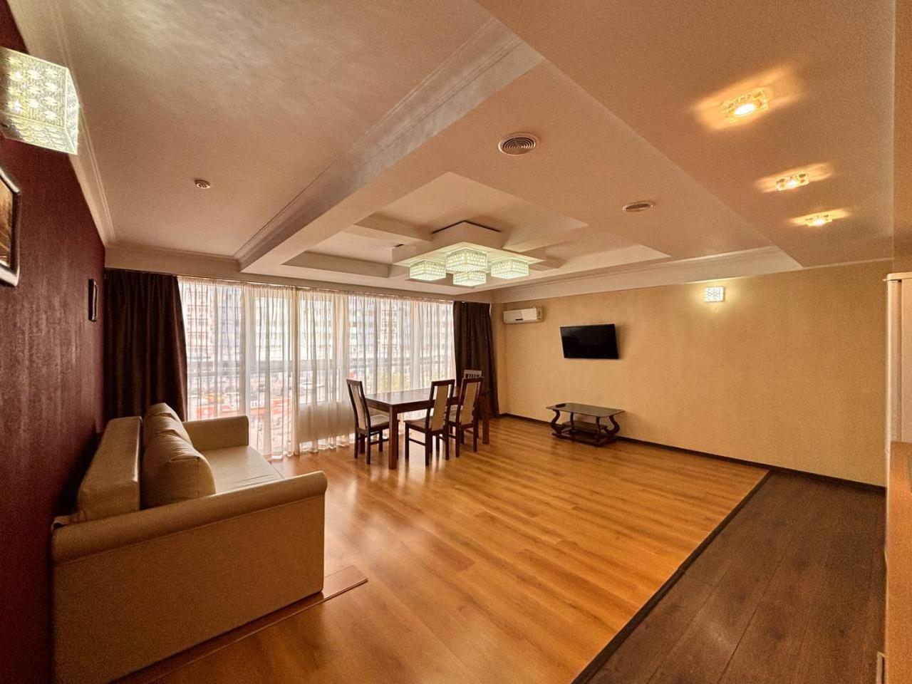 Odeska Astoria Arcadia Apartment *